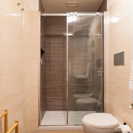 Lodi - Umbria - Moderno E Accogliente Bilocale Daire *
